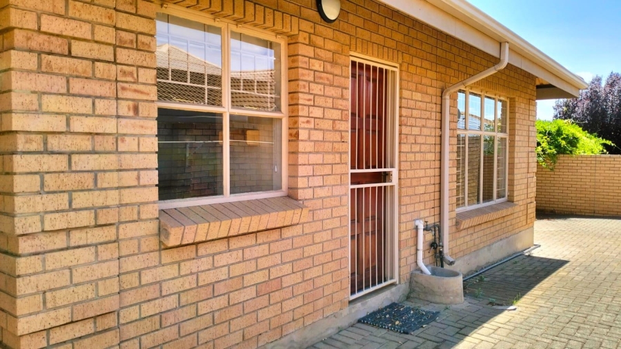 2 Bedroom Property for Sale in Universitas Free State